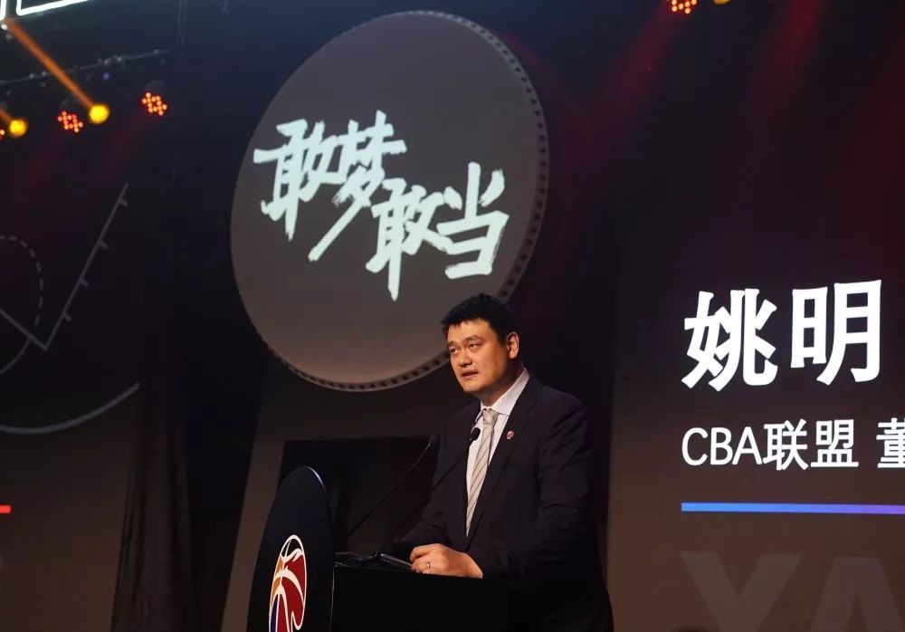 光溜溜游泳视频原版
