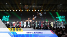 亚洲春色一区二区三区